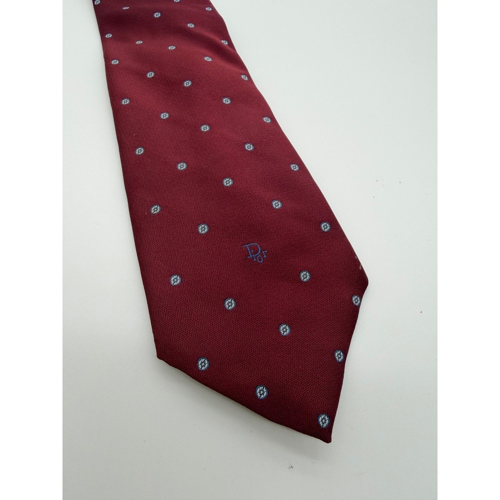 Vintage Christian Dior Mens Burgundy Medallion Silk Blend Tie Made in USA Italy
